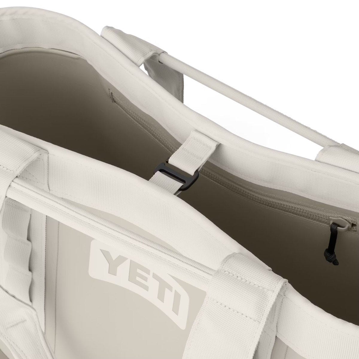 yeti-camino-35-carryall-2_cape-taupe__07-1.jpg